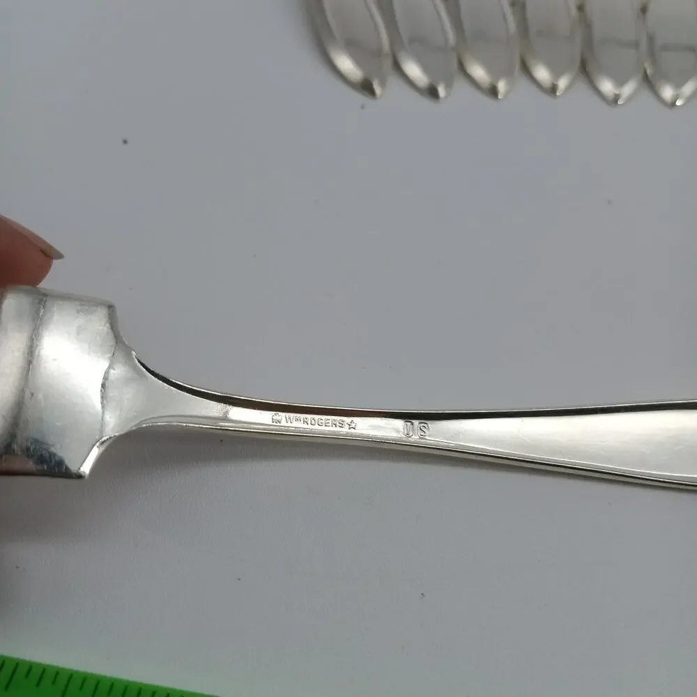 8X SF 1914 Patrician Silverplate Flatware COMMUNITY Salad Fork Oneida